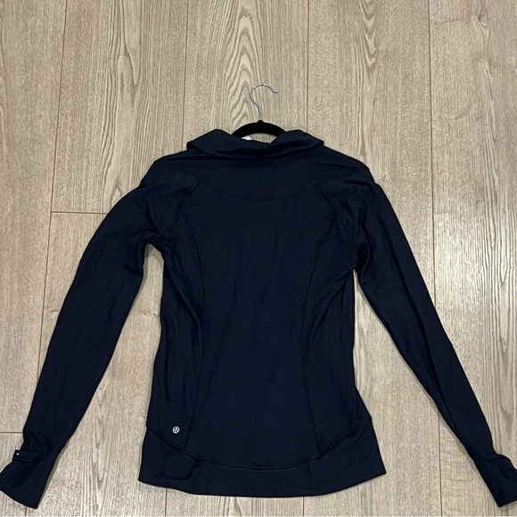 Lululemon Blue & Black Striped Pullover With Pockets! (US size - 10) - Picture 2 of 4